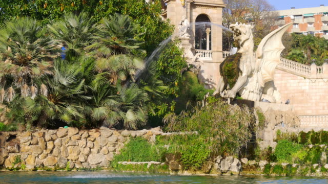 barcelona-ciutadella-park-fountain-día-soleado-4-k,-España
