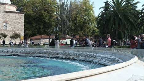 Sultanahmet-Square-Park-and-fountain