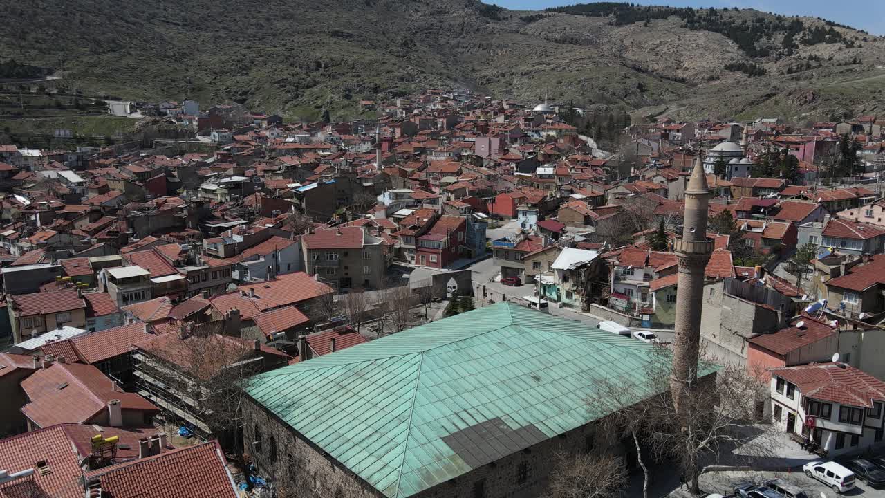 Find Mosques Near You (Masjid) | Halal Trip