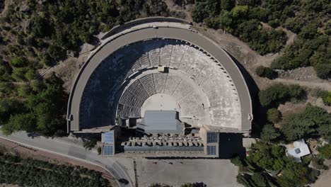 Drohnenansicht-Des-Antiken-Theaters