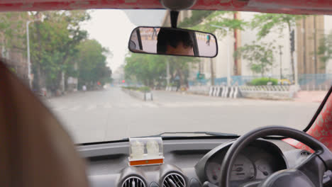 Inside-Taxi-With-Driver-In-Mumbai-India