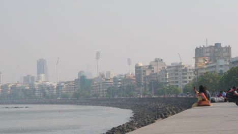 Marine-Drive-Walk-With-People-In-Mumbai-India