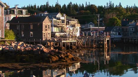A-lobster-village-in-Stonington-Maine-is-near-water-at-day-1