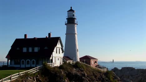 The-Portland-Head-Lighthouse-oversees-the-ocean-from-rocks-in-Maine-New-England--4