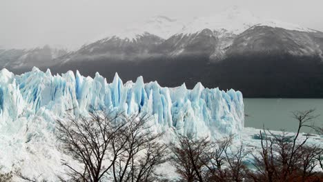 A-wide-shot-of-a-massive-glacier-3