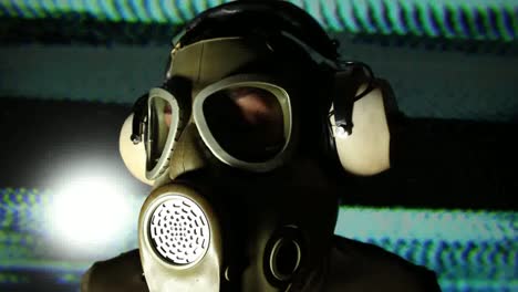 Gas-Mask-04