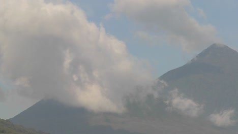Time-lapse-footage-of-the-Virunga-volcanoes-on-the-Rwanda-Congo-border