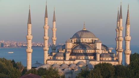 Die-Blaue-Moschee-In-Istanbul-Türkei-3