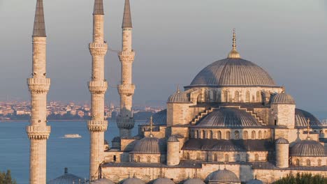 La-Mezquita-Azul-De-Estambul,-Turquía-Al-Atardecer