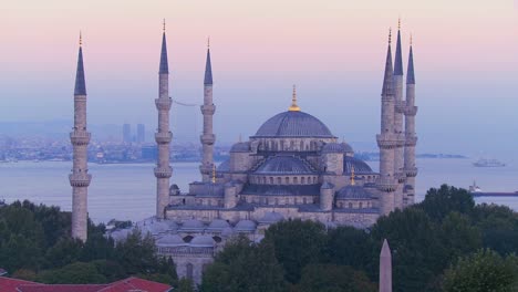 Die-Blaue-Moschee-In-Istanbul-Türkei-In-Der-Abenddämmerung-2