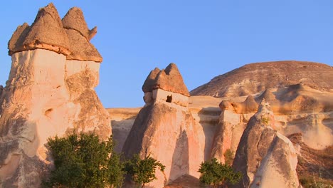 Bizarre-Geologische-Formationen-Bei-Kappadokien-Türkei-1