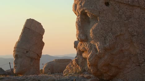 Detail-of-the-great-archeological-ruins-on-the-top-of-Mt-Nemrut-Turkey-1
