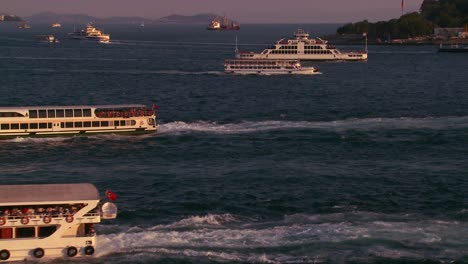 Boats-and-ferries-cross-the-busy-Bosphorus-in-istanbul-Turkey-1