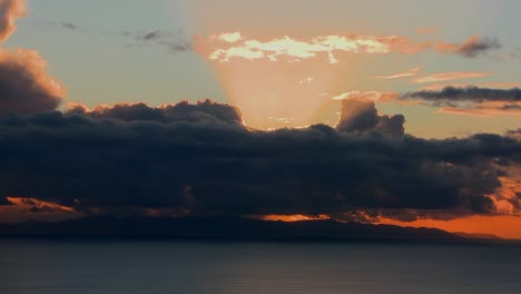 The-sun-sets-behind-the-clouds-over-the-Channel-Islands-in-Southern-California