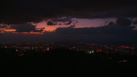 Die-Skyline-Von-Beirut-Libanon-Bei-Nacht