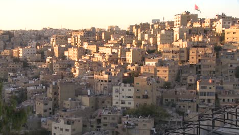 Häuser-Gruppieren-Sich-An-Den-Hängen-Von-Amman-Jordan