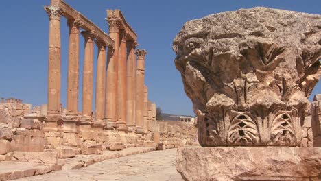 An-ancient-Roman-road-through-the-ruins-of-Jerash-in-Jordan-2