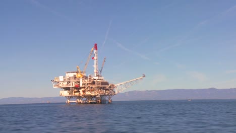 An-oil-platform-off-the-coast-of-Santa-Barbara-California-as-seen-from-a-boat-passing-nearby-1