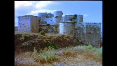 The-Crac-De-Chevaliers-Crusdaer-castle-in-Syria-in-1996