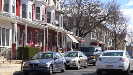 A-residential-street-in-Reading-Pennsylvania-of-rowhouses-and-homes-in-typical-Pennsylvania-style