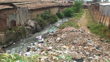 Polluted-water-flowing-in-an-unhealthy-slum
