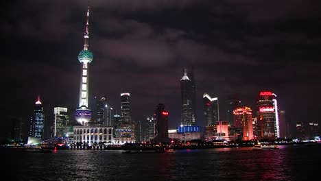 Skyline-Von-Shanghai-Bei-Nacht