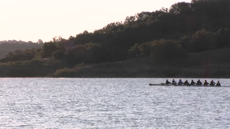 Eight-person-rowing-sweep-and-double-scull-on-Lake-Casitas-in-Oak-View-California
