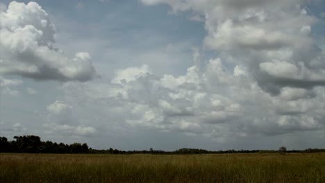 Lapso-De-Tiempo-De-Nubes-Sobre-Los-Everglades-1
