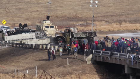 Federal-agents-stand-off-against-crowds-of-protestors-at-the-Dakota-Access-Pipeline-in-North-Dakota