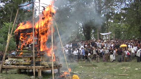A-Funeral-Pyre-Burns-At-A-Cremation-Ceremony-In-Indonesia