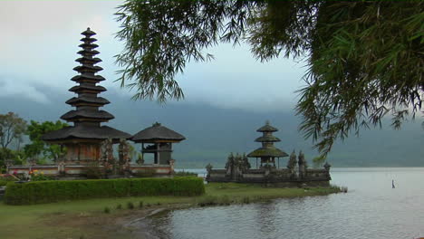 Morning-Fog-And-Mist-Surround-The-Ulun-Danu-Temple-In-Lake-Bratan-Bali-Indonesia