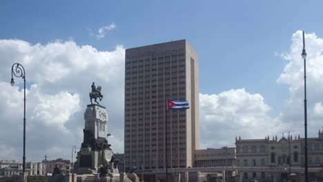 Havana-Hospital-00