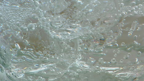 Boiling-hot-water-bubbles-2