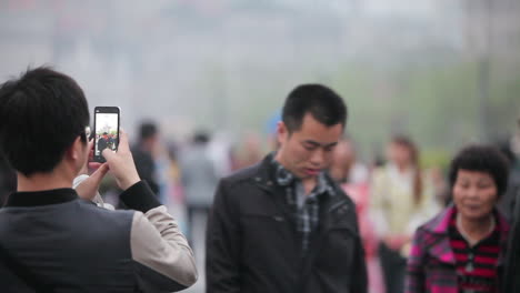 Huge-crowds-walk-on-the-streets-of-modern-day-China-7