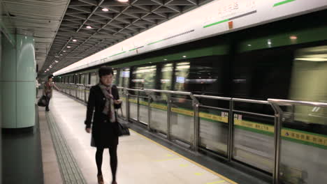 The-Shanghai-China-subway-moves-through-an-underground-station