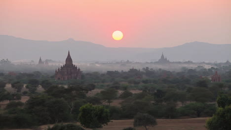 Beautiful-sunset-behind-the-temples-of-Pagan-Bagan-Burma-Myanmar