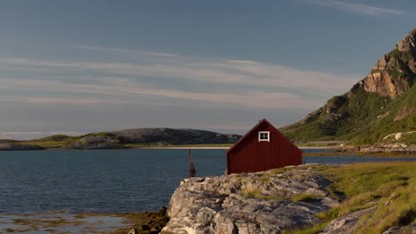 Norway-Red-House-00