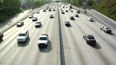 Traffic-moves-slowly-along-a-busy-freeway-in-Los-Angeles-17