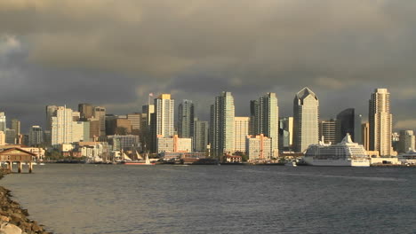 View-of-the-San-Diego-waterfront-