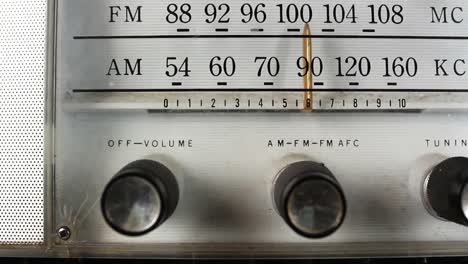Vintage-Radio-Dial-03