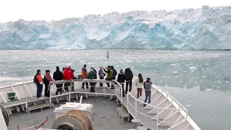 Point-of-view-from-the-ship's-bow-approaching-Lilliehookbreen-Glacier-in-Svalbard-Archipelago-Norway