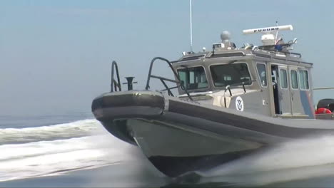 The-Us-Customs-And-Border-Protection-Uses-High-Speed-Boats-To-Chases-An-Evading-Speedboat-3