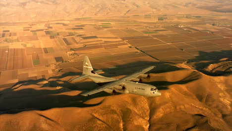 Aerials-Of-The-Us-Air-Force-Air-Mobility-Command-C130J-In-Flight-9