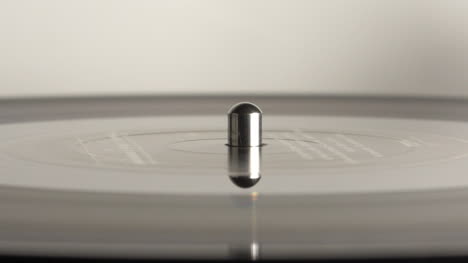 Record-Deck-Spinning-closeup