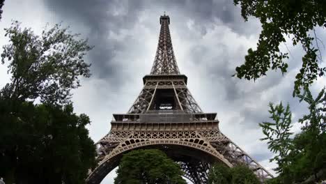 Torre-Eiffel-09