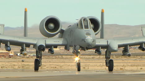Air-Force-A10-Thunderbolt-In-Taxiing-On-Runway-1