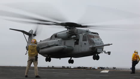 Ch53-Helicopter-Lands-On-The-Deck-Of-An-Aircraft-Carrier
