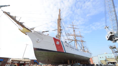 Time-Lapse-Of-A-Tall-Sailing-Ship-Being-Put-Into-Dry-Dock-1
