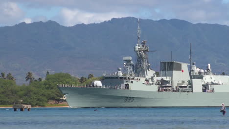 Canadian-Warship-Calgary-Sailing-Near-Hawaii
