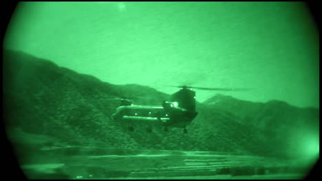 Nachtsichtaufnahmen-Von-Hubschrauberflugaktivitäten-In-Afghanistan